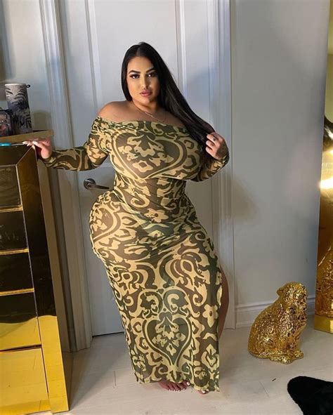 CurvyGirlTeam .